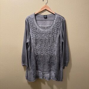 Women’s XL Cal Style Beautiful Gray Crochet Lace Lagenlook Layered Tunic Blouse
